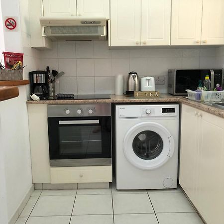 Stylish 1 Bedroom Apartment In Limnaria Gardens بافوس المظهر الخارجي الصورة