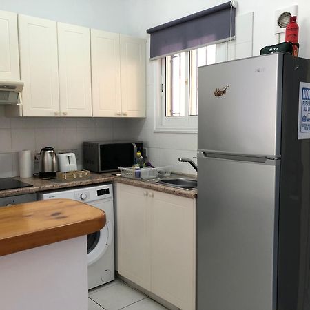 Stylish 1 Bedroom Apartment In Limnaria Gardens بافوس المظهر الخارجي الصورة