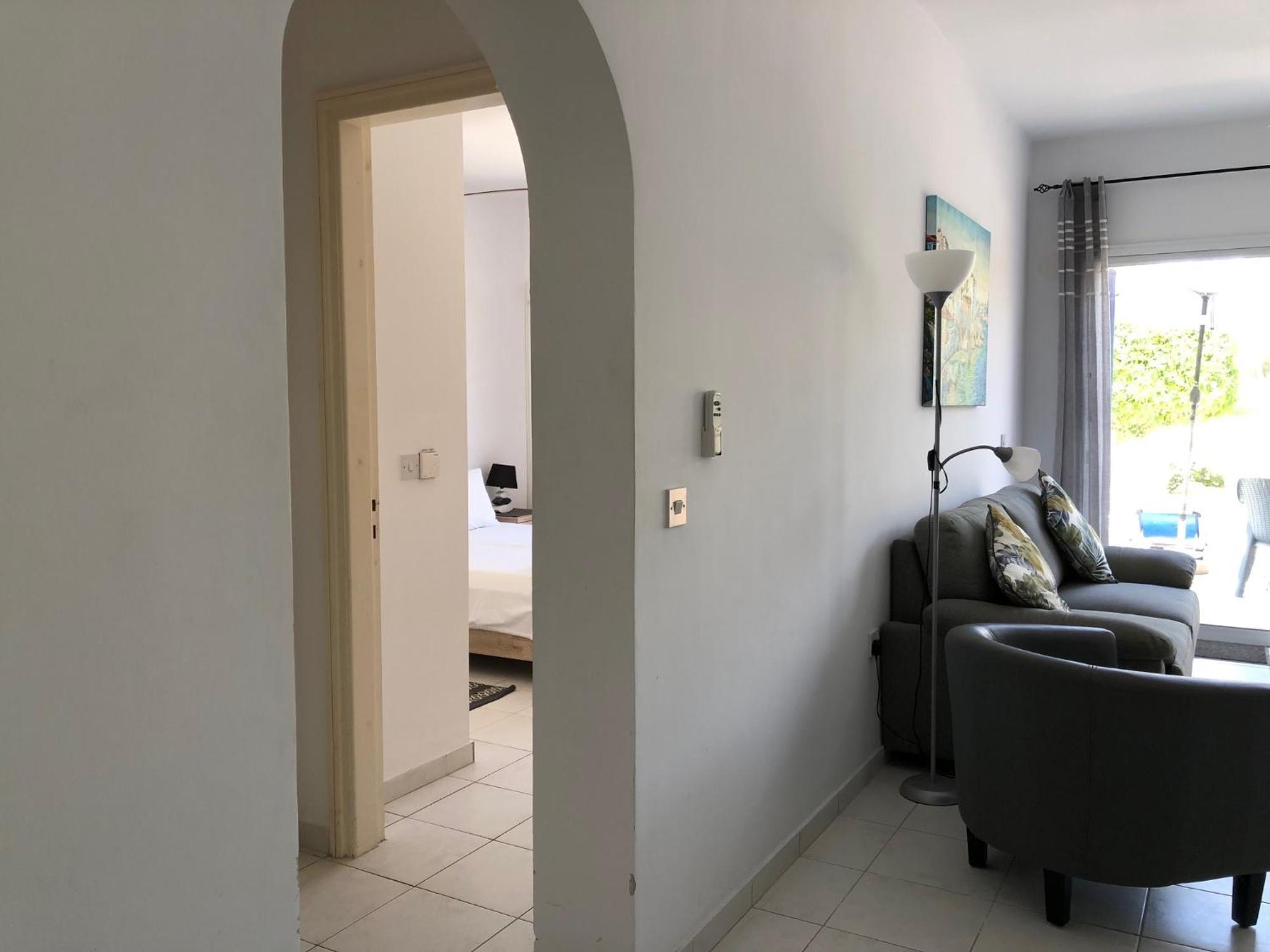 Stylish 1 Bedroom Apartment In Limnaria Gardens بافوس المظهر الخارجي الصورة