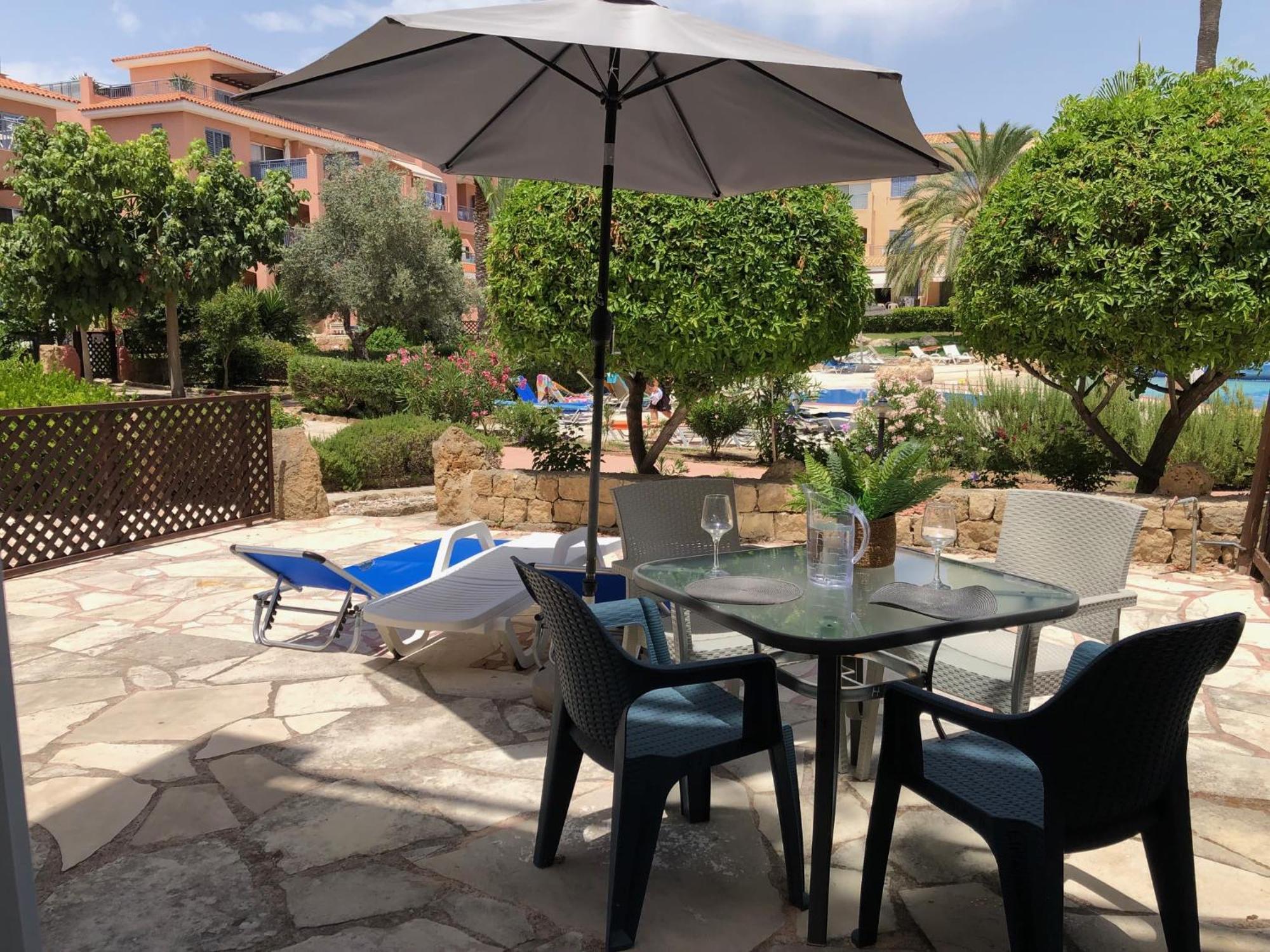Stylish 1 Bedroom Apartment In Limnaria Gardens بافوس المظهر الخارجي الصورة